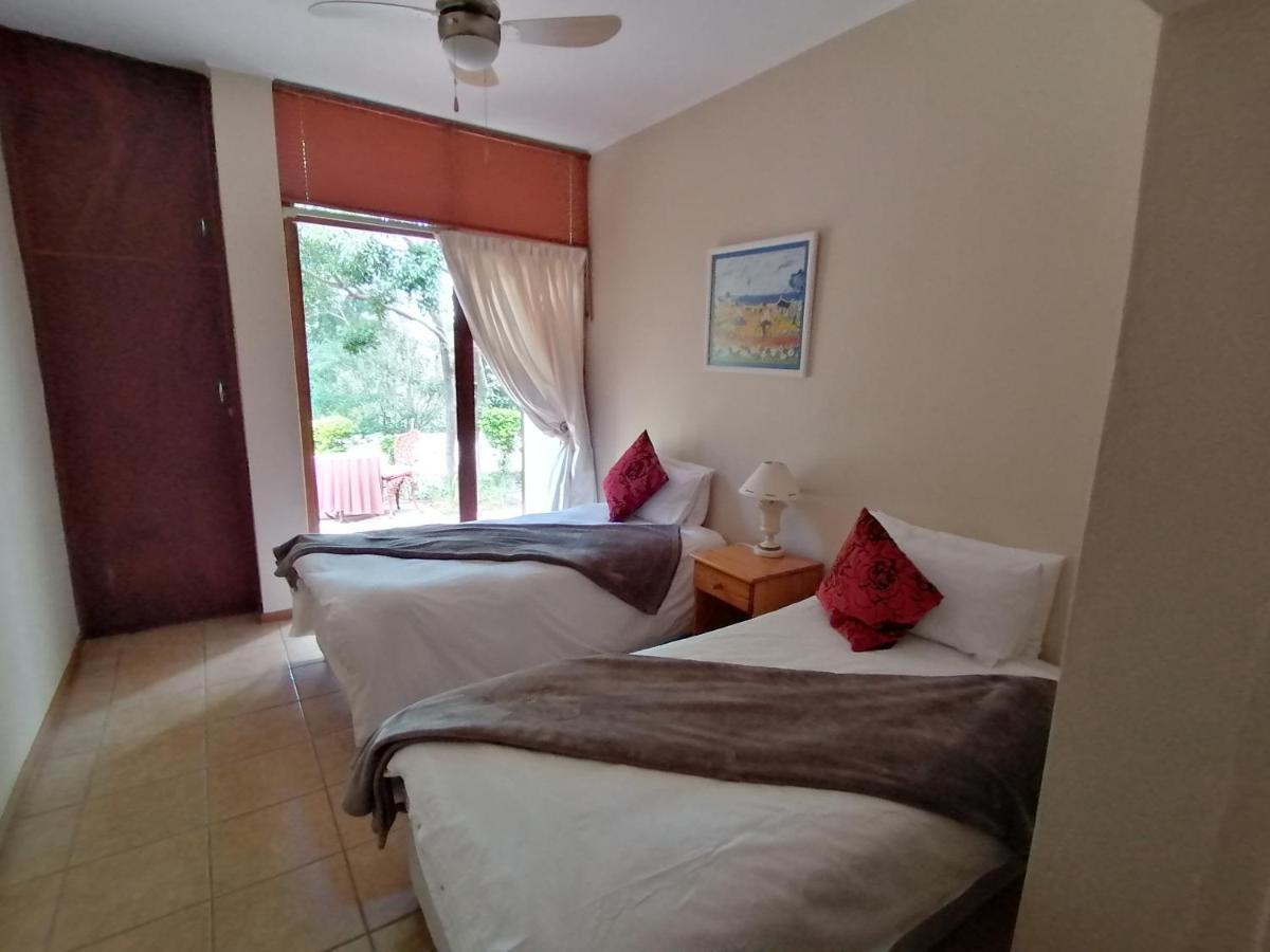 Aanhuizen Guest House Swellendam Kültér fotó